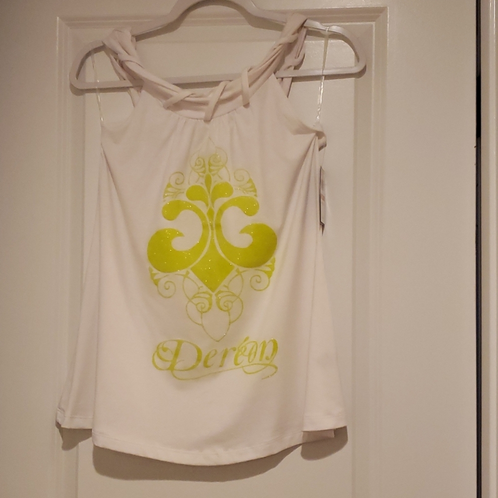 NWT Trendy Top by Dereon